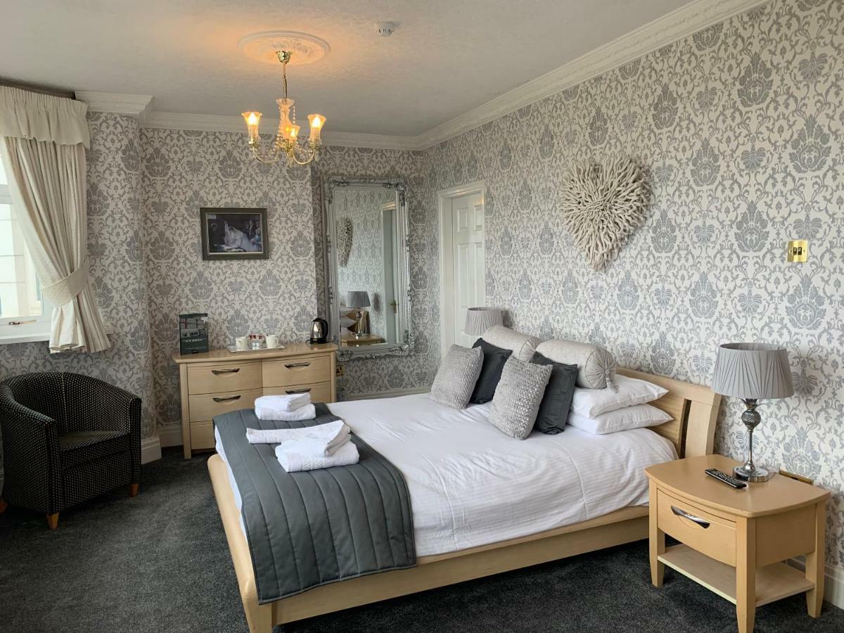New Boston Guest Accommodation Флийтуд Екстериор снимка